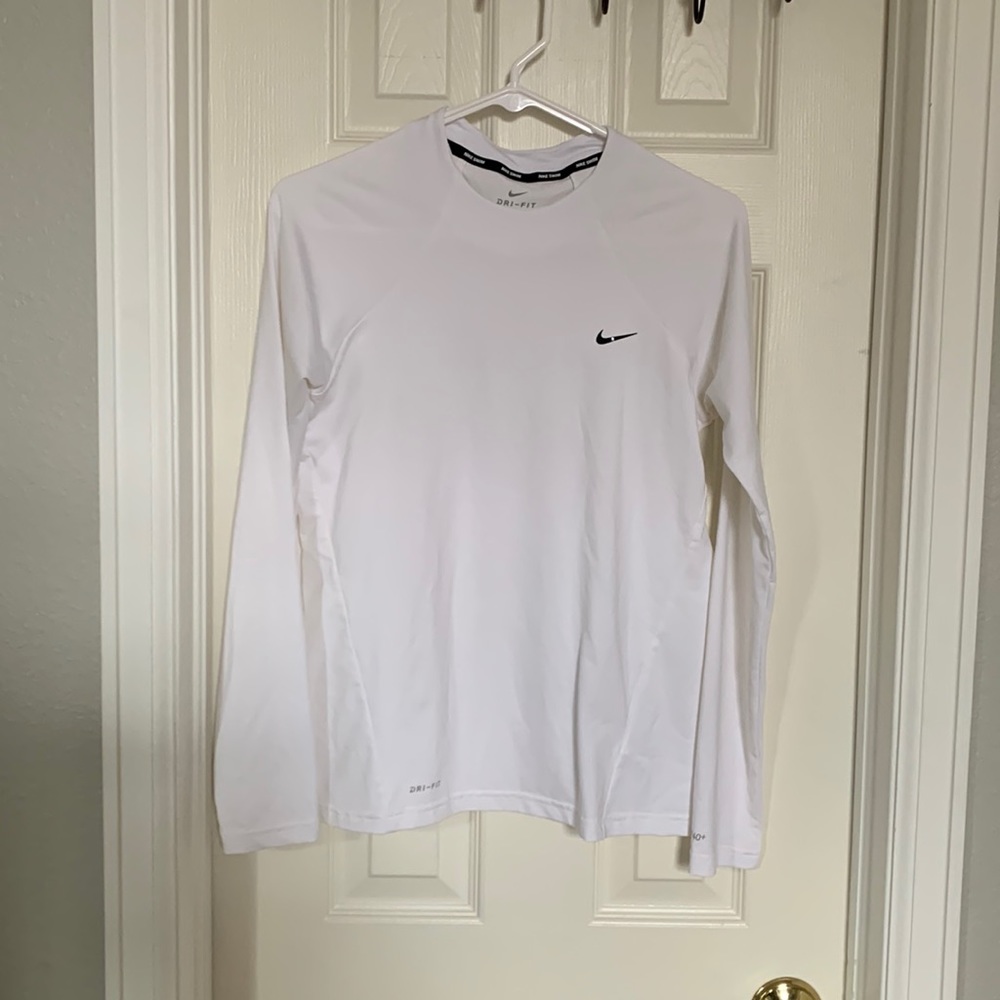 Nike Dri-Fit Swim shirt. Wmns size M